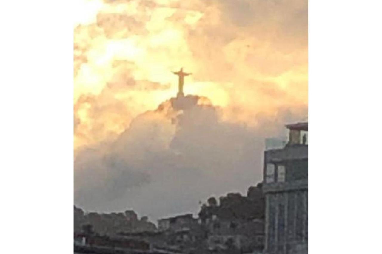 Copacabana Rua Tranquila E Arborizada Perto De Tudo Posto 2 Rio de Janeiro Exterior foto